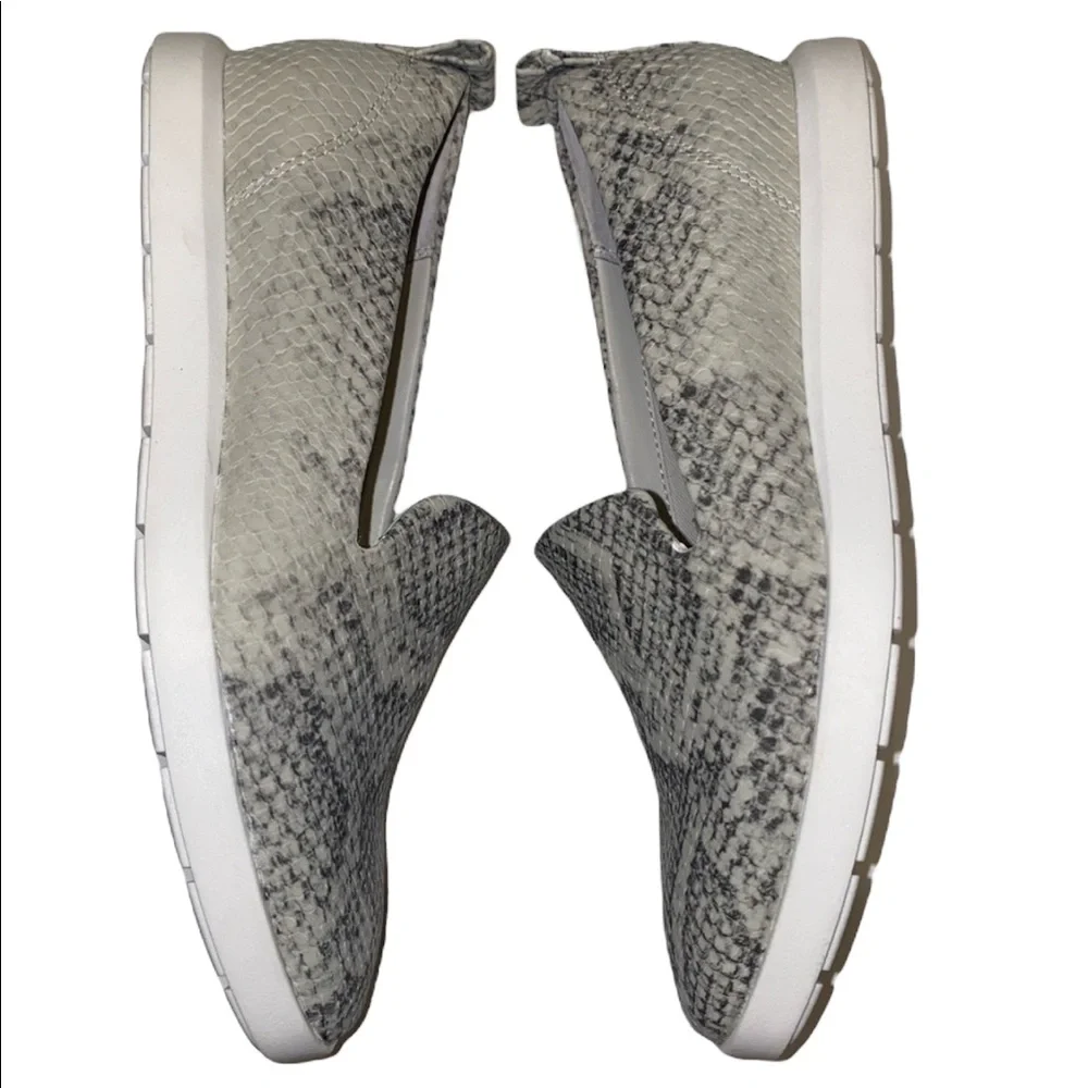 Franco Sarto NWOB Boston Snake Print Slip-On Shoe